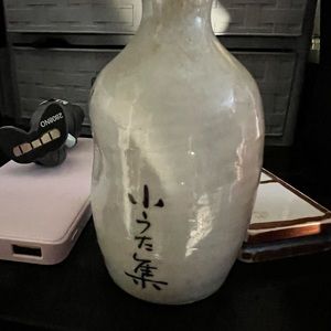 Decorative small vase